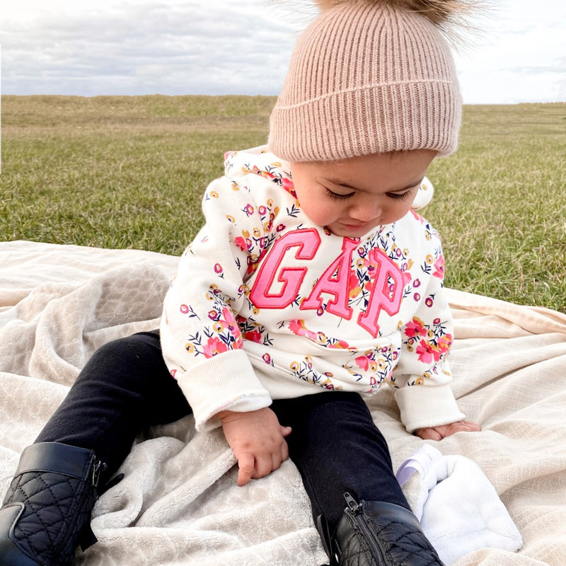 Pom Pom Fur Toque