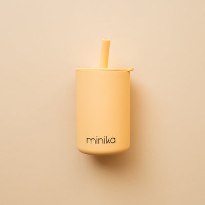 Minika | Straw cup with lid - Plumme Box