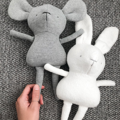 Kiou Kiout | Grey Mouse Doll - Plumme Box